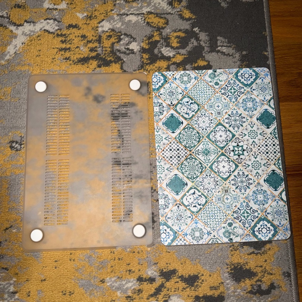 Patterned 2023 MacBook Air Cover (13 Inch)